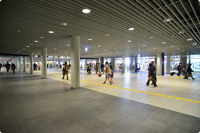 札幌駅前通地下歩行空間「チ・カ・ホ」