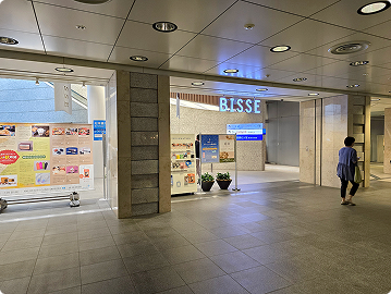 Odori Bisse entrance
